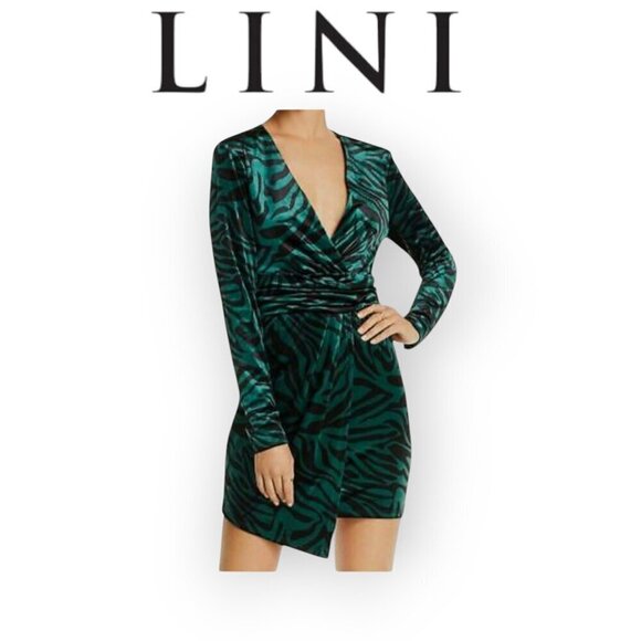 LINI Evergreen Velvet Party Dress Size XS Black Green Animal Print Chic Holiday - Picture 1 of 8
